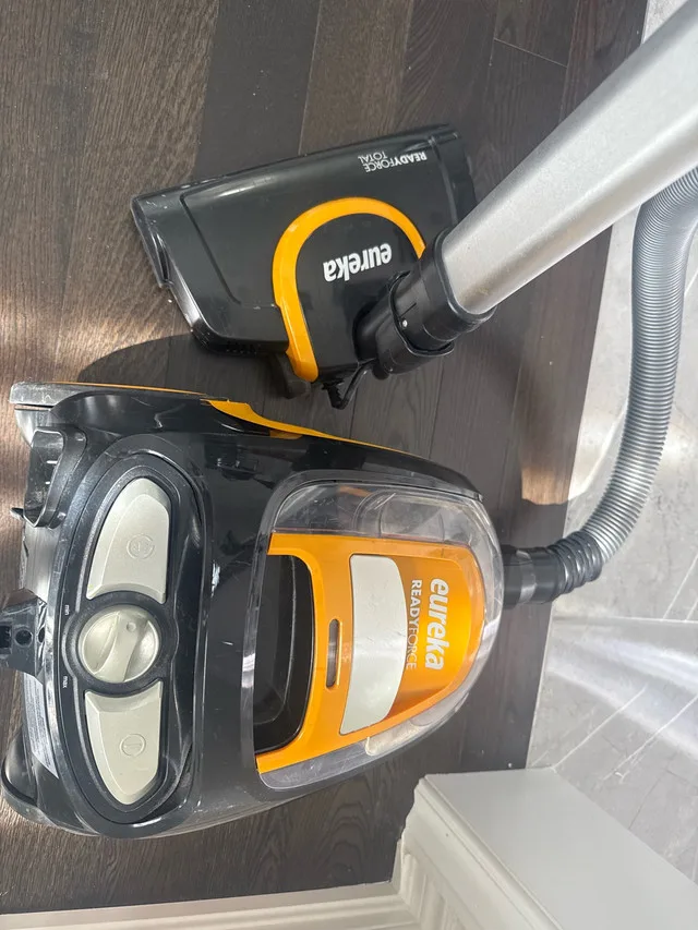 Eureka ReadyForce Total Vacuum image indicator(2)