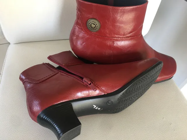 Alia Boots image indicator(4)