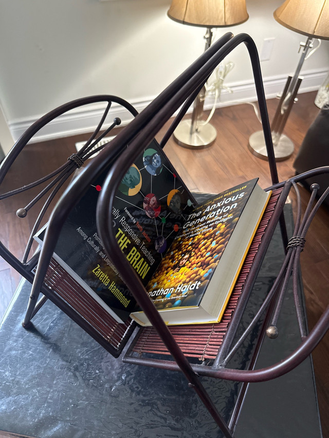 Book Stand - photo 3