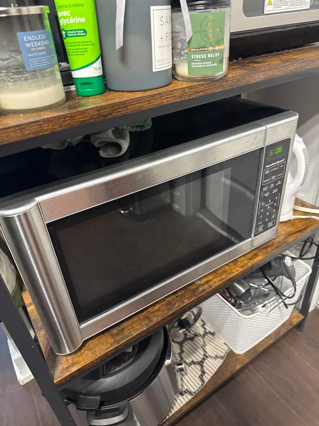 Hamilton Beach Microwave 1000W