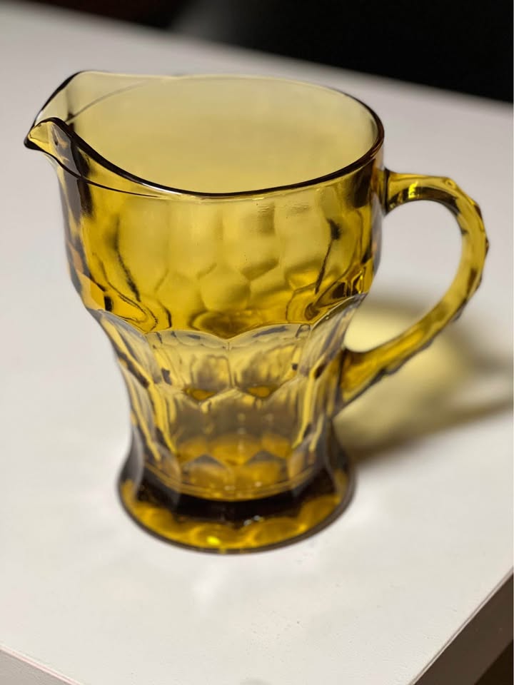 Vintage Anchor Hocking Georgian Amber 7.5” Pitcher - photo 2