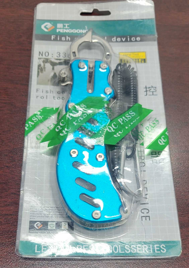 FISH CONTROL DEVICE