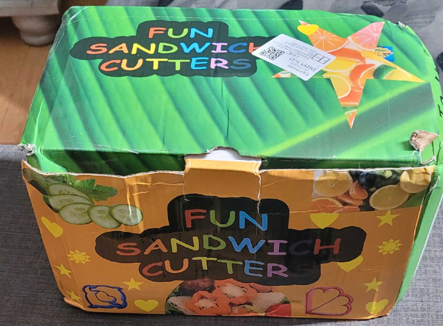 FUN SANDWICH CUTTERS