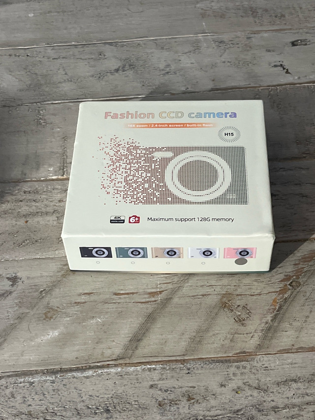 Fashion CCD Camera 16X Zoom 2.4-inch Screen - photo 2