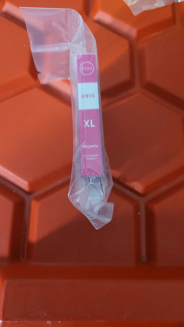 H910 XL Magenta Ink Cartridge thumbnail