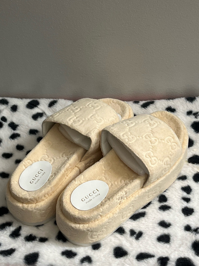 Platform Slides- Size 8.5