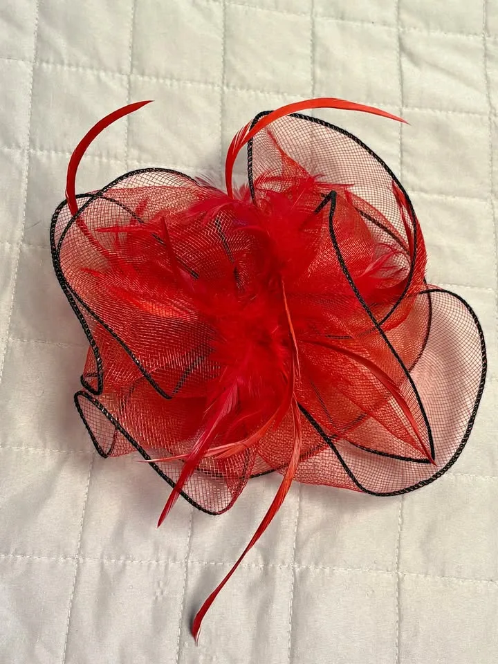 Red & Black Fascinator 🐎💃🎃🥕 thumbnail