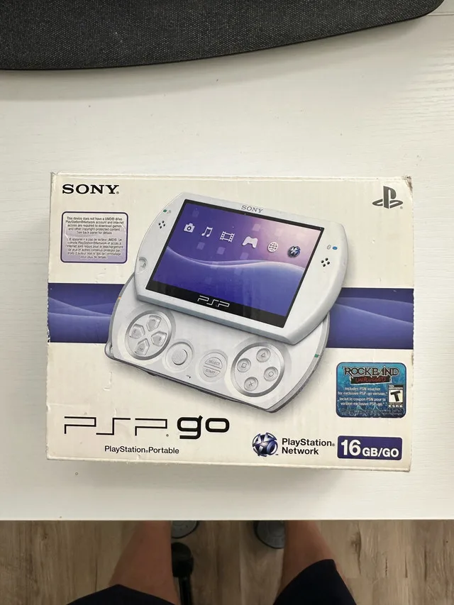 MODDED PSP GO thumbnail