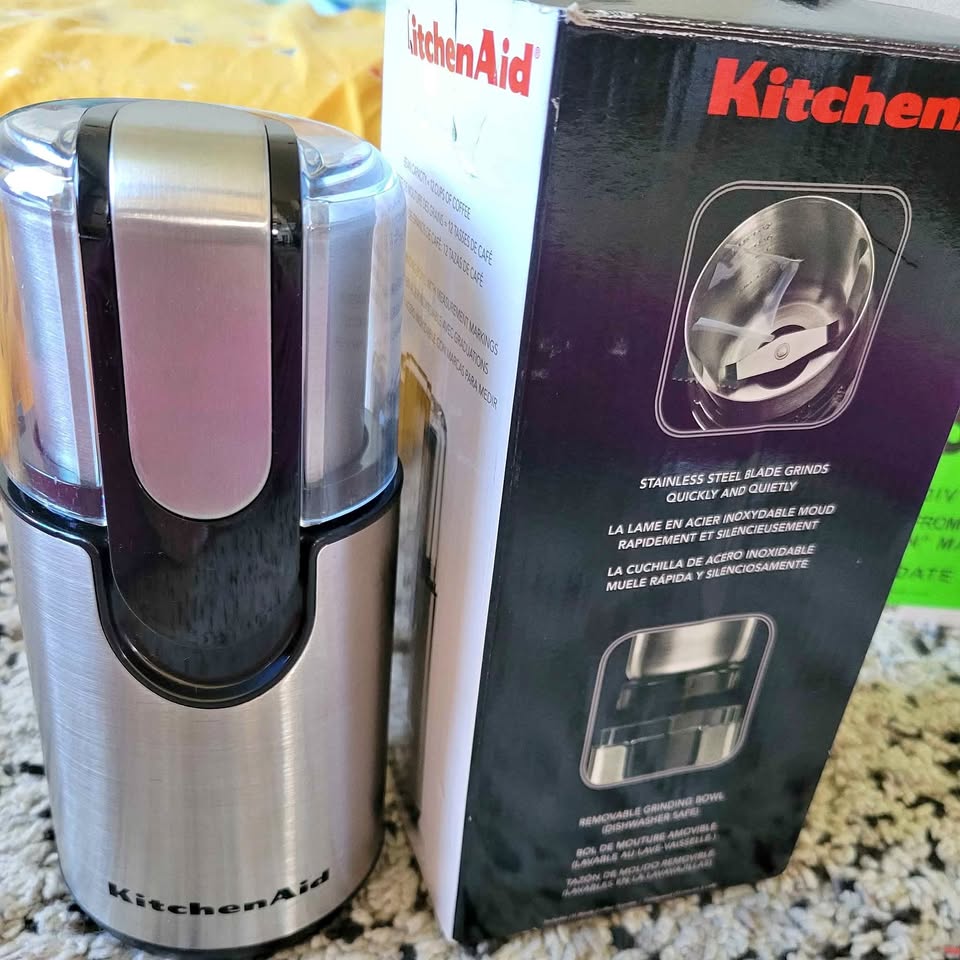 Kitchen Aid coffee grinder 12 cups capacity