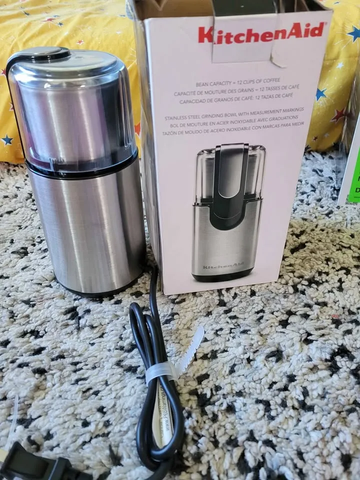 Kitchen Aid coffee grinder 12 cups capacity image indicator(2)