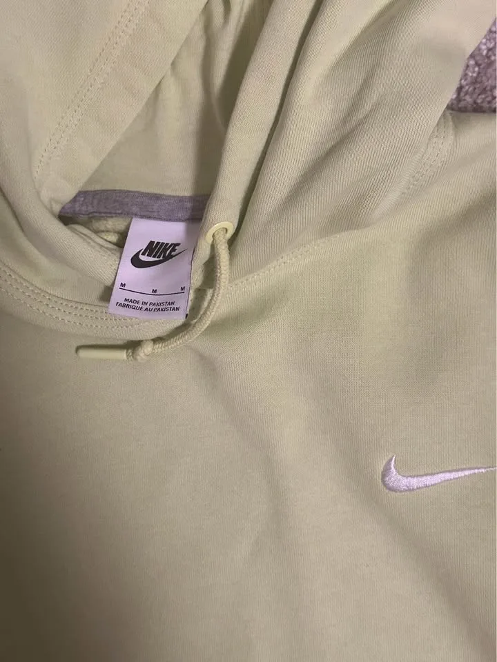 Nike Sportswear Club Fleece Pullover Hoodie image indicator(2)