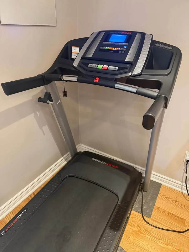 HealthRider H70t Treadmill – Excellent Condition image indicator(3)