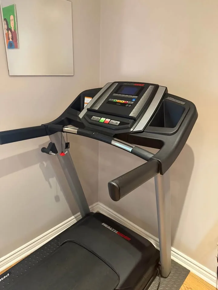 HealthRider H70t Treadmill – Excellent Condition image indicator(6)