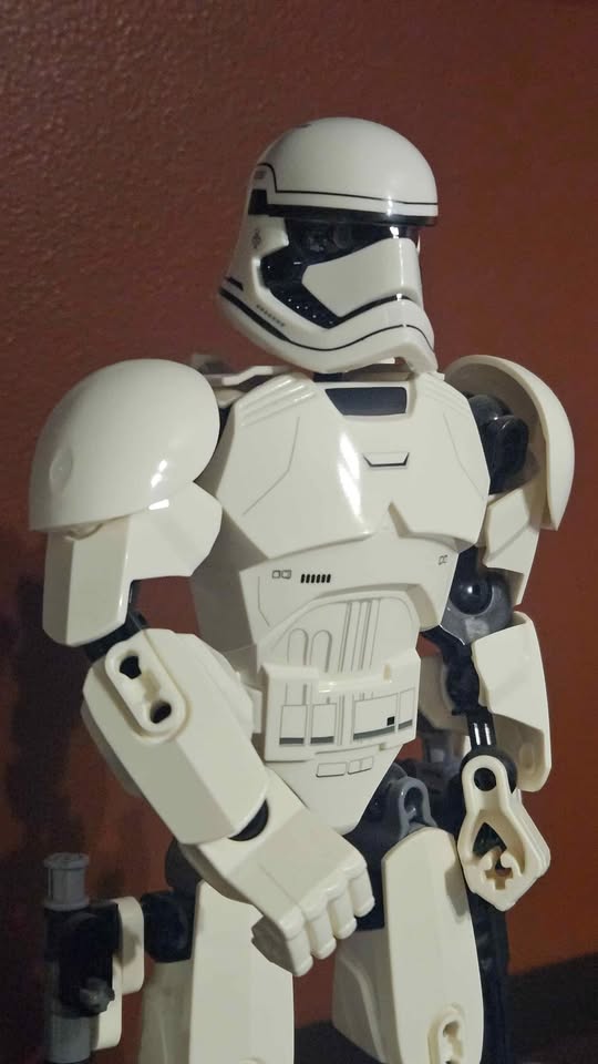 Lego Stormtrooper 75114 - photo 2