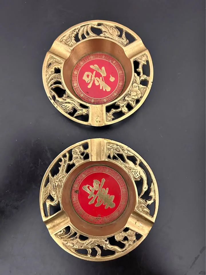 Pair of Vintage Chinese Brass Ashtrays thumbnail