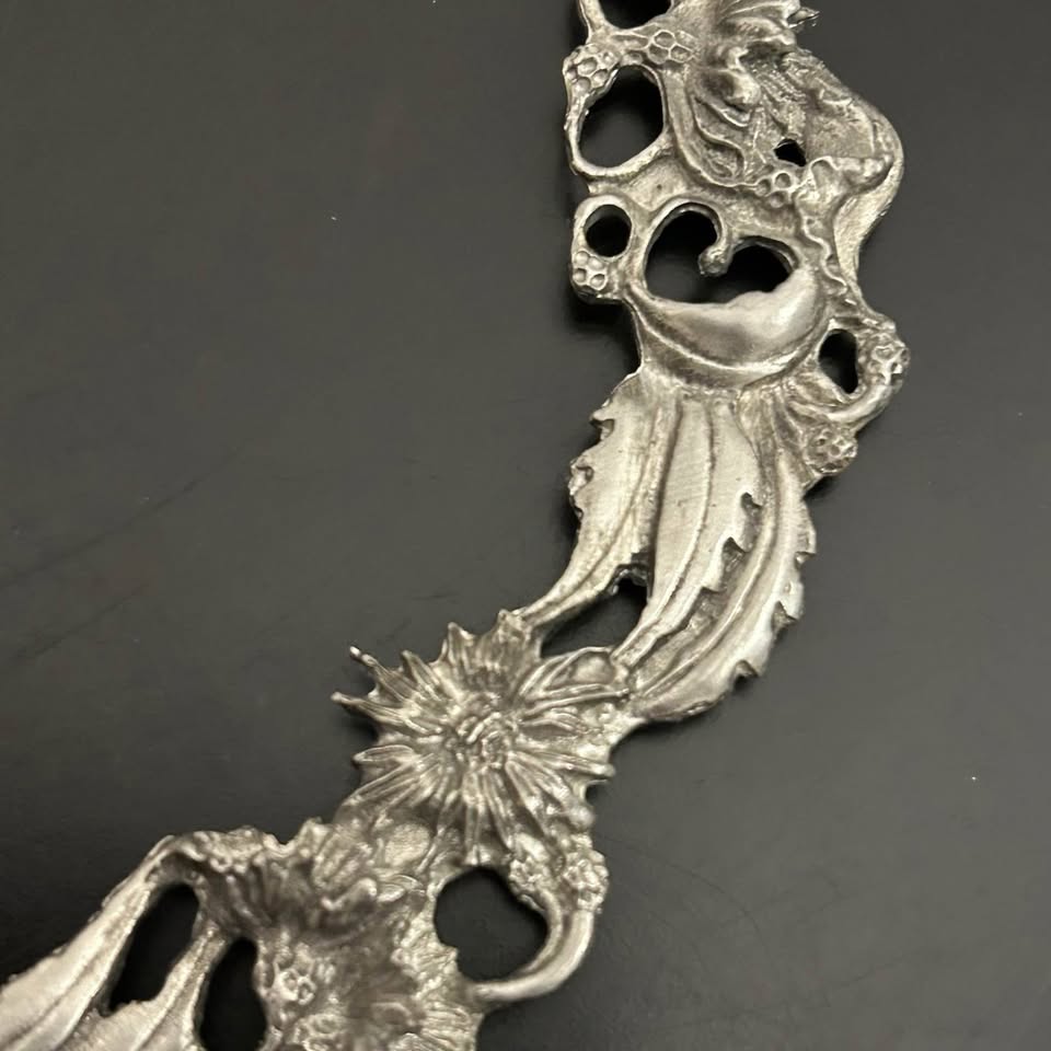 Vintage Pewter Plate Frame by Wilton Columbia, USA - photo 3