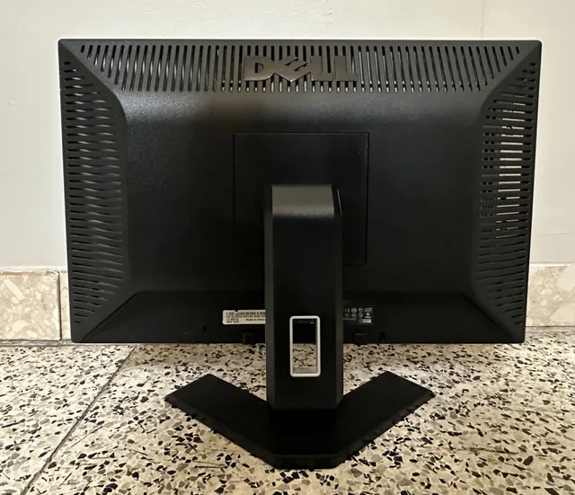 High Quality Monitor, Barely Used image indicator(2)