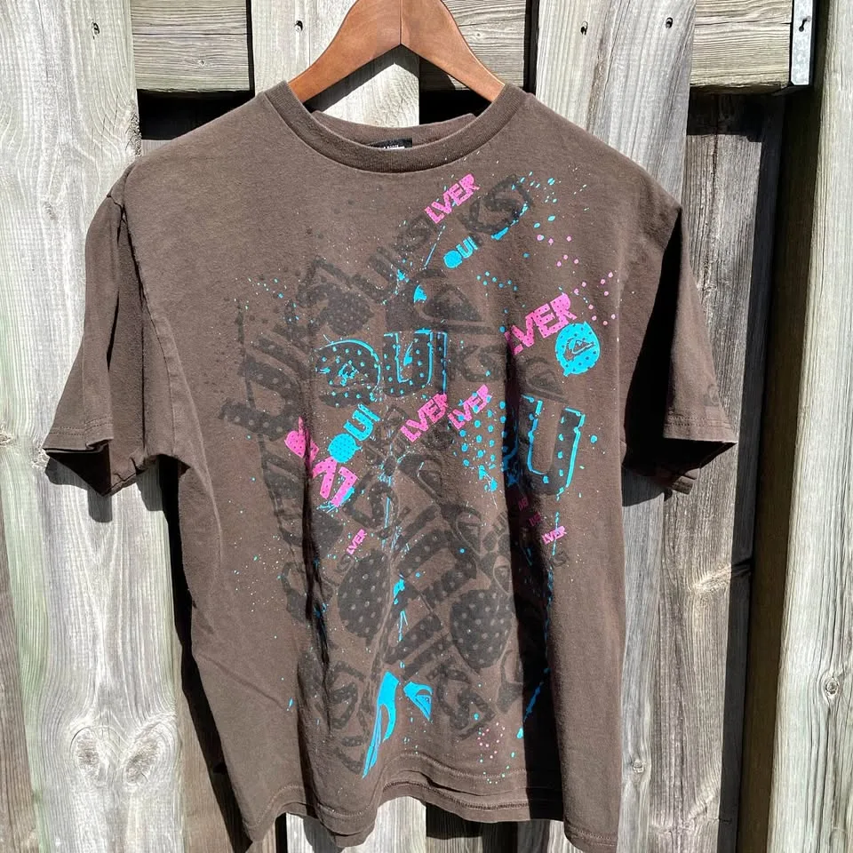 2000s men’s baggy brown quiksilver graphic t shirt 🪙💨👕 thumbnail