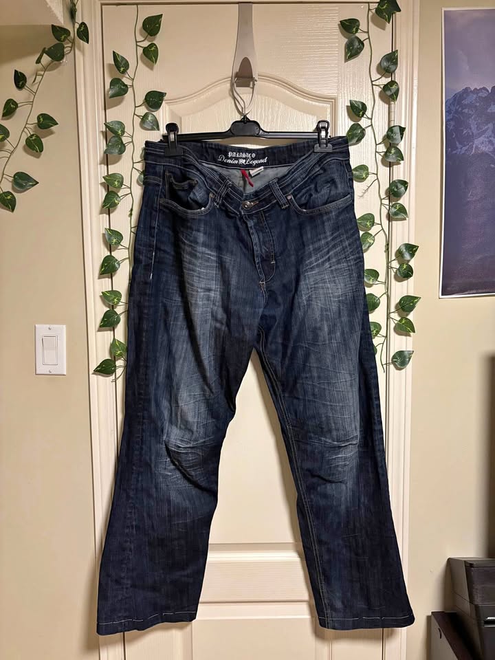 Vintage dark wash Parasuco Jeans