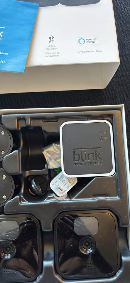 Blink Outdoor Camera system (5 Cameras) - photo 3
