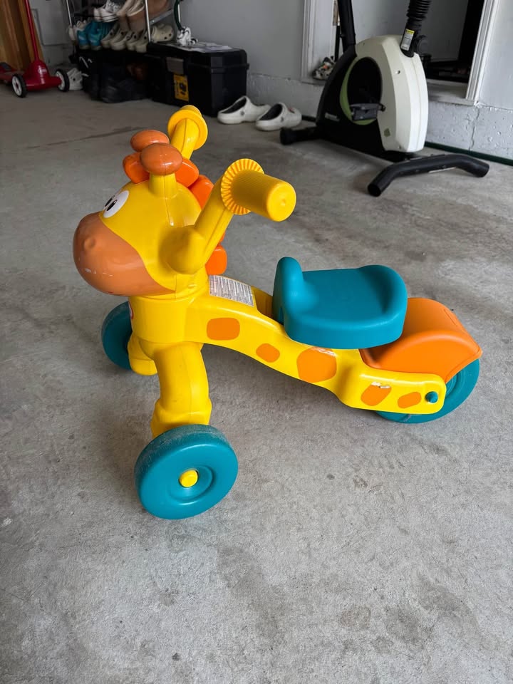 Kids tricycle fisher price - photo 4