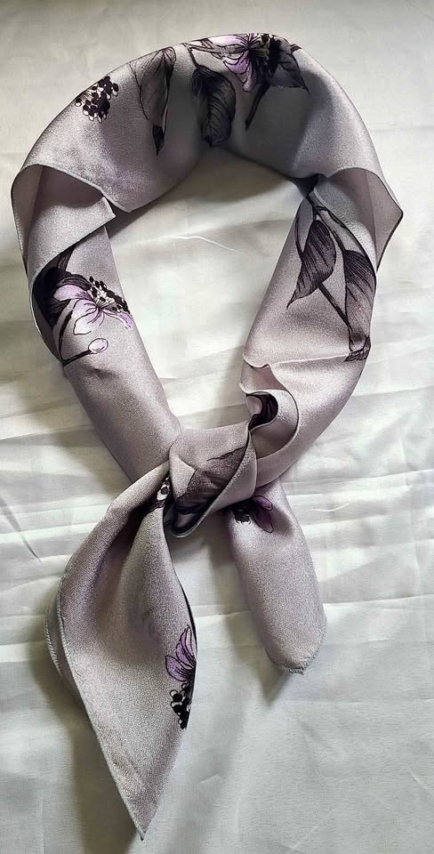 Ladies scarf