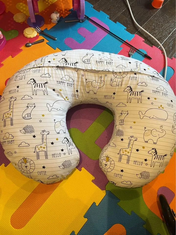 Boppy Nursing Pillow image indicator(3)