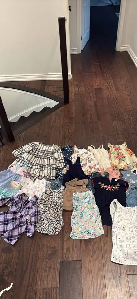 Calvin Klein, Zara , Gap, Tommy Hilfiger and more Dresses image indicator(2)