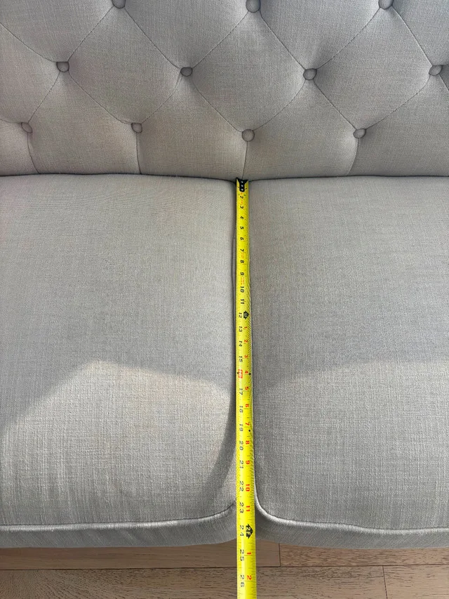 Elegant Beige Chesterfield Sofa – Timeless Design image indicator(10)