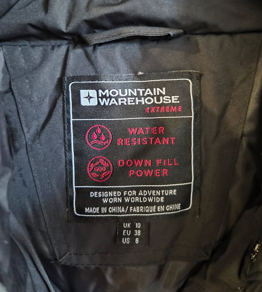 Women's Snow Jacket – US Size 6 – with Gloves - photo 4