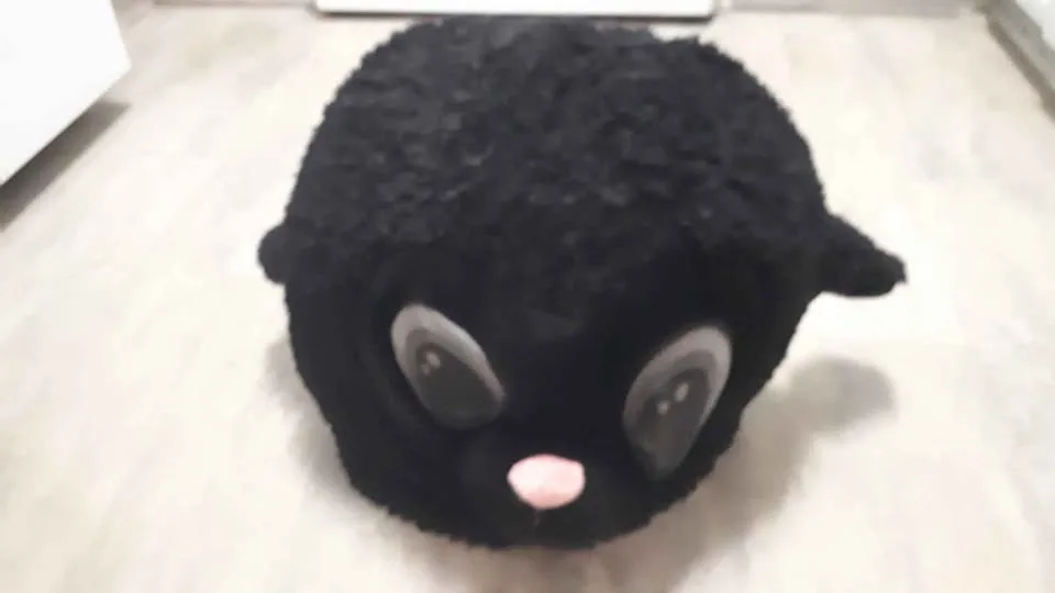 Lamb Face Mask image indicator(2)