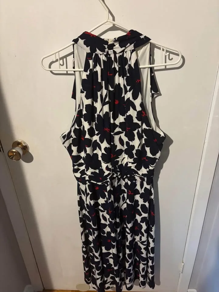 Gorgeous summer dress image indicator(5)