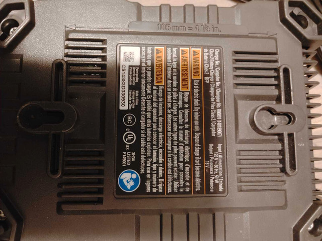 Ridgid 18v battery charger - photo 2