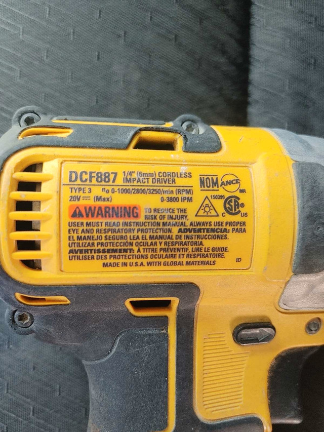 DEWALT DCF887B 20V MAX XR 3-Speed Impact Dri - photo 3