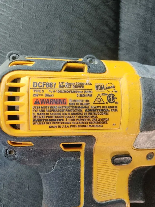 DEWALT DCF887B 20V MAX XR 3-Speed Impact Dri image indicator(3)