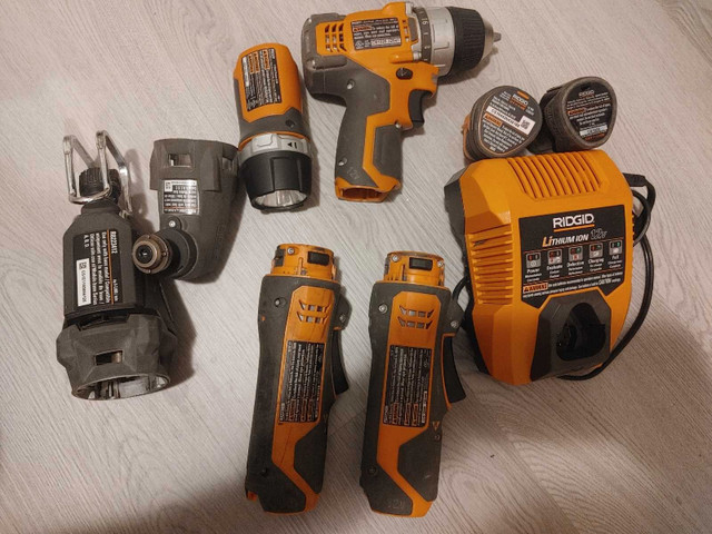 Rigid 12v tool kit