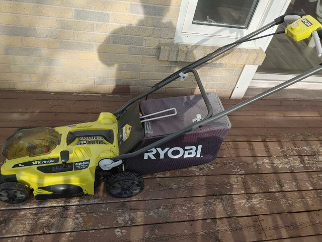 Ryobi 18v X2 lawn mower almost new