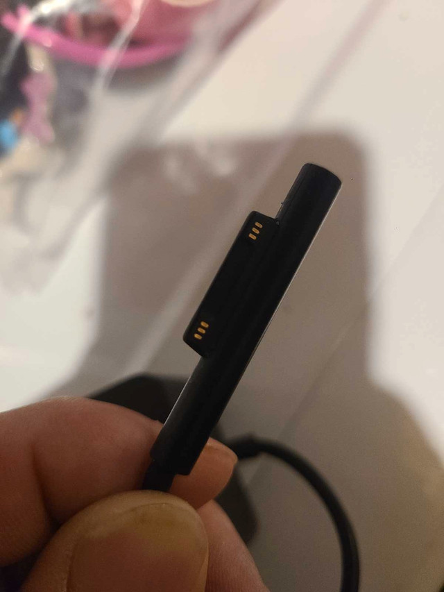 Microsoft surface OEM charger - photo 3