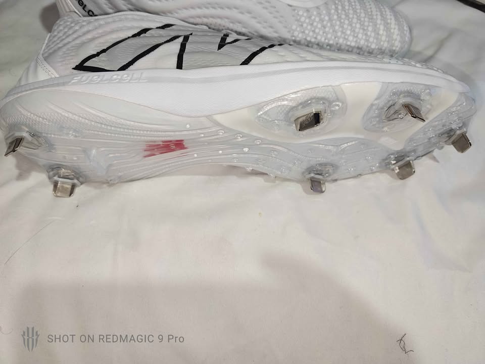 New Balance FuelCell 4040 V7 Metal Baseball Shoe - photo 2