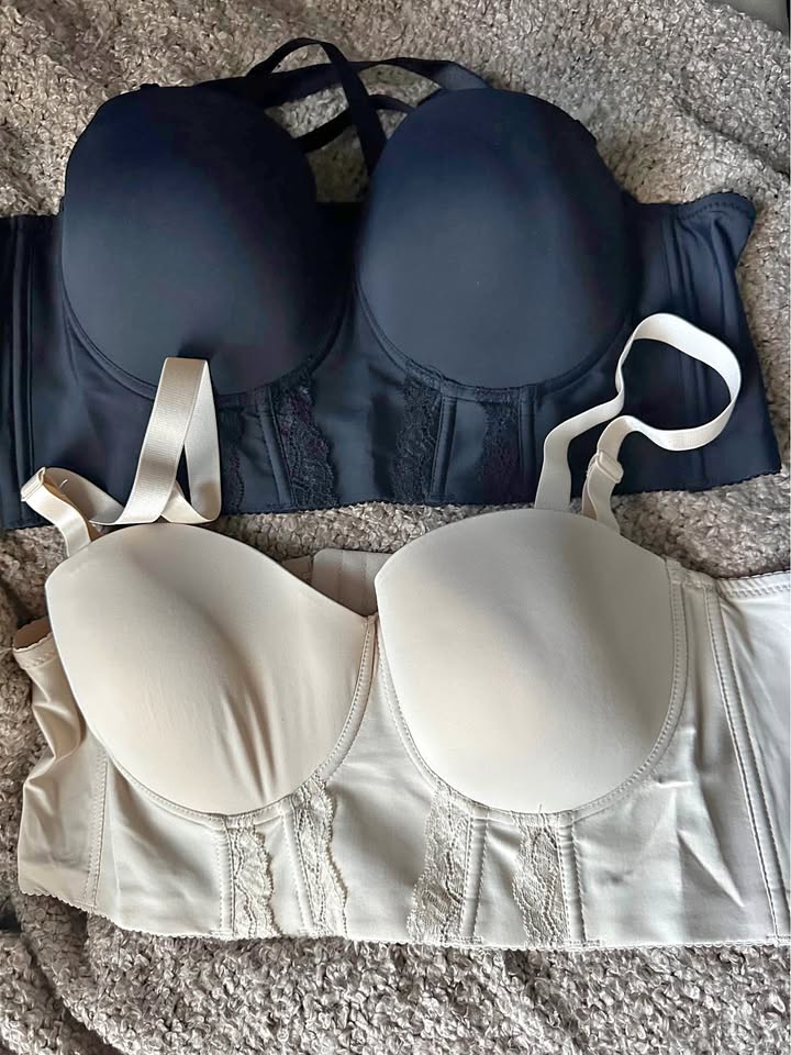 2 strapless bras (40D)