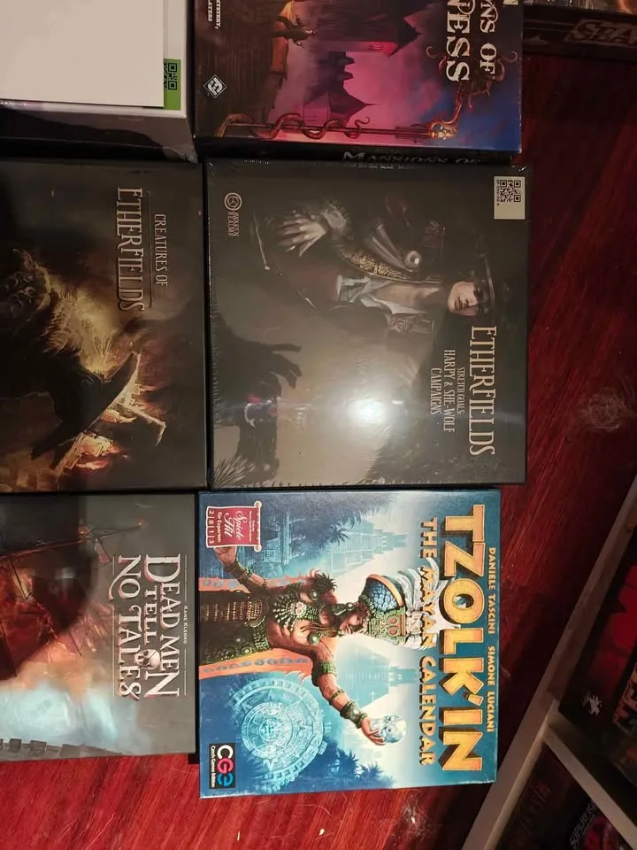 Board games for sale image indicator(3)