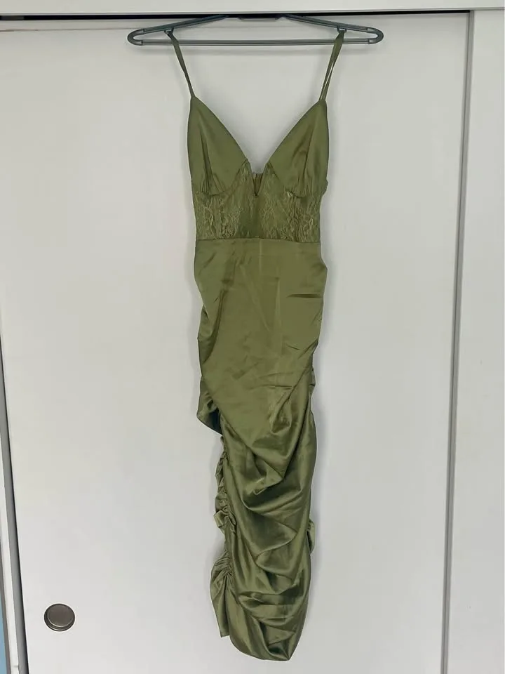 Lace Corset Ruched Midi Green Dress image indicator(5)
