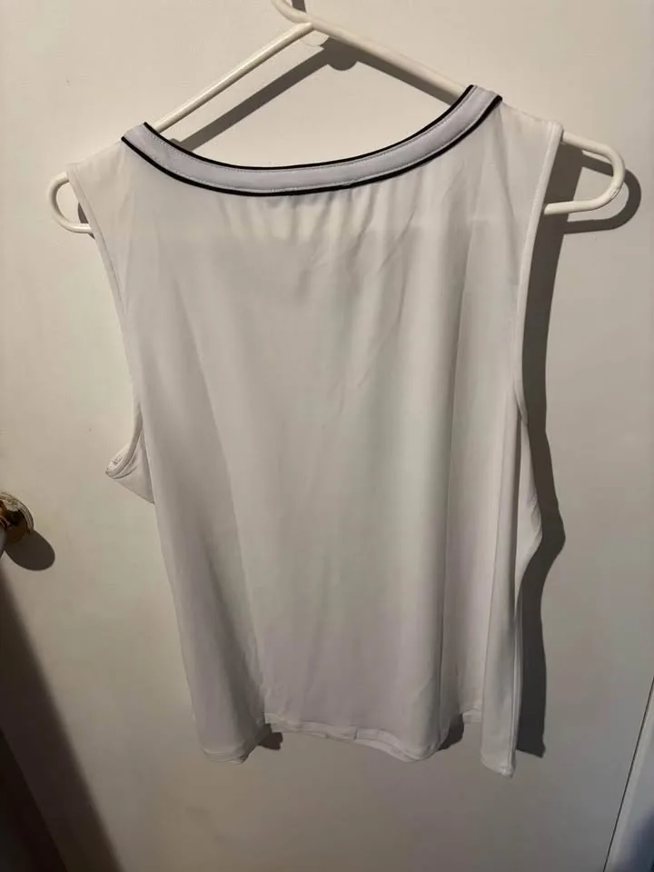 White Sleeveless blouse Sz- L image indicator(3)