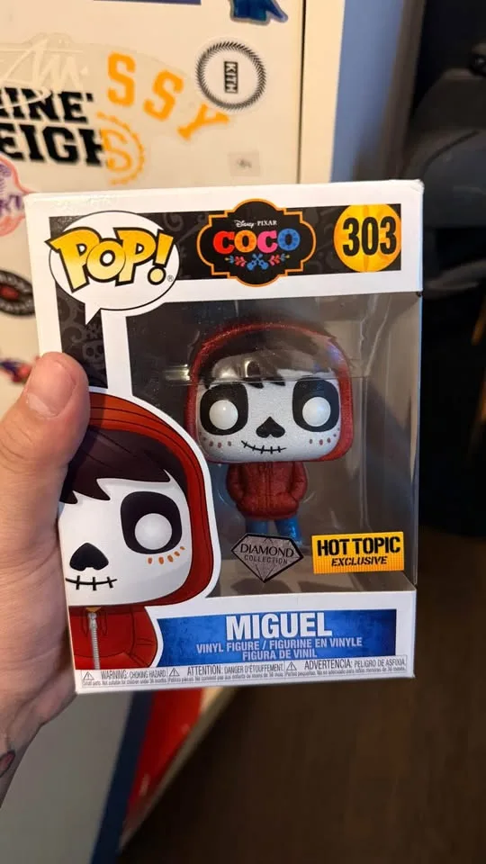 Jollibee Funko Pops for sale image indicator(4)