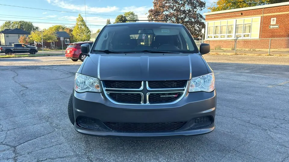 2016 Dodge Grand Caravan image indicator(2)