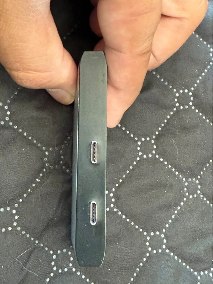 Surface Pro 8 Hub Docking Station image indicator(2)