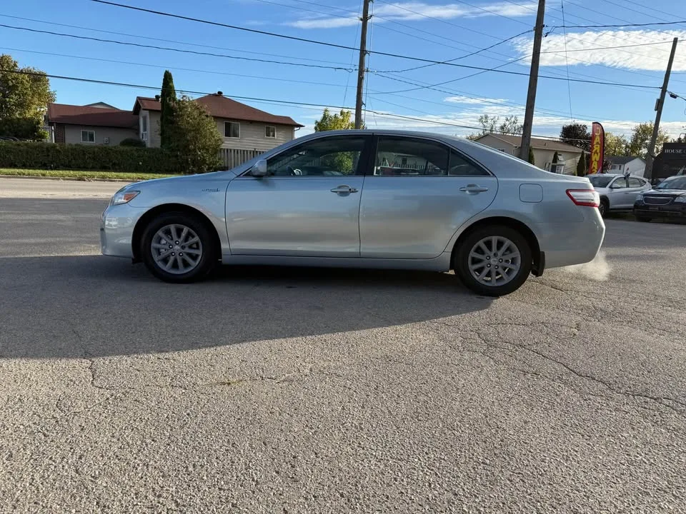 2011 Toyota Camry Hybrid image indicator(4)