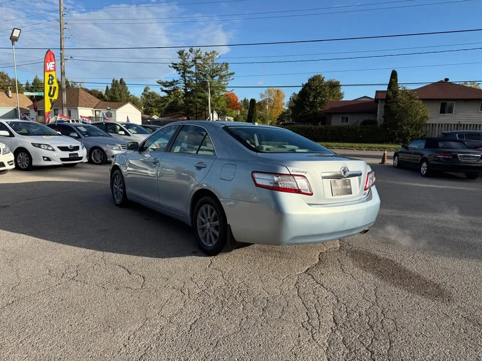 2011 Toyota Camry Hybrid image indicator(5)