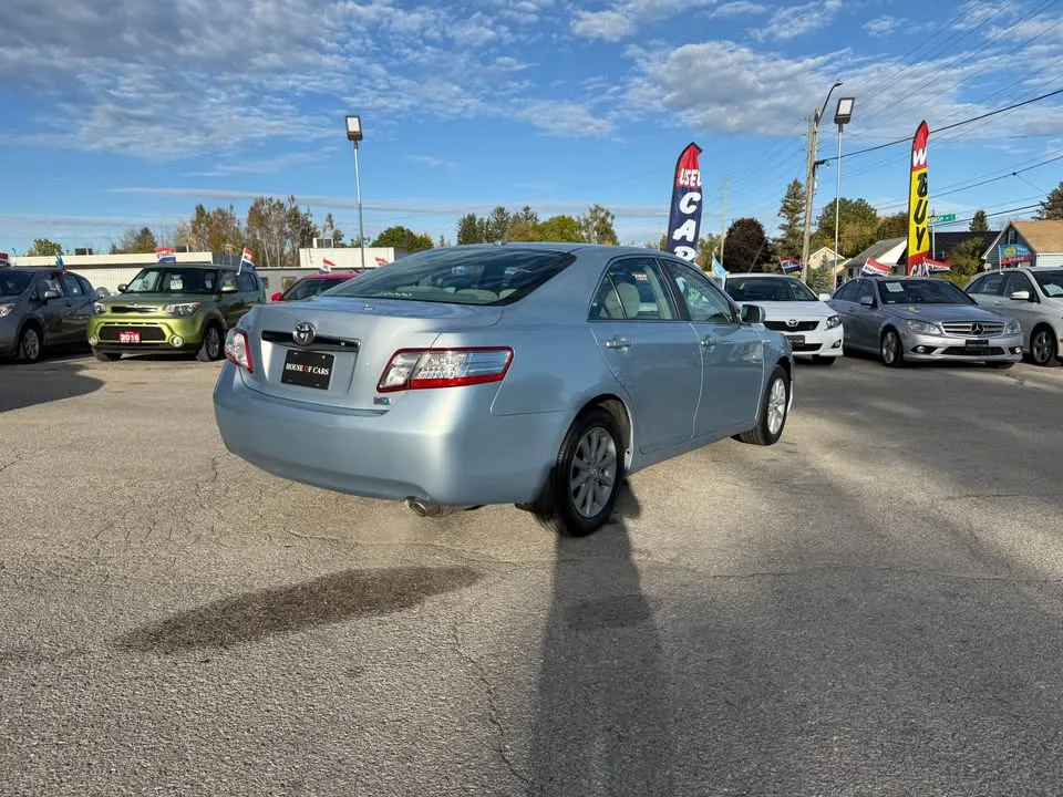 2011 Toyota Camry Hybrid image indicator(7)