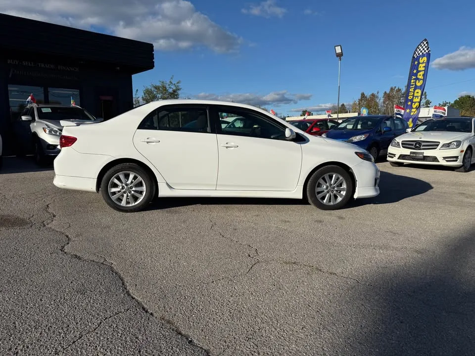 2009 Toyota Corolla image indicator(8)